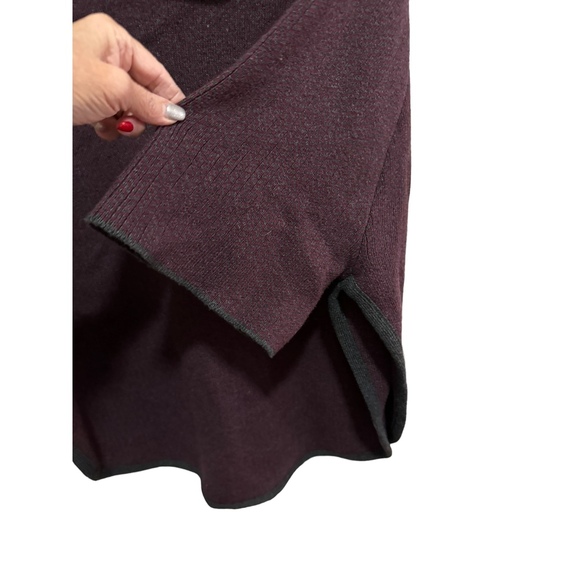 LOFT - Raglan sleeve heavy sweater; burgandy / grey - Size M/L - Picture 4 of 5